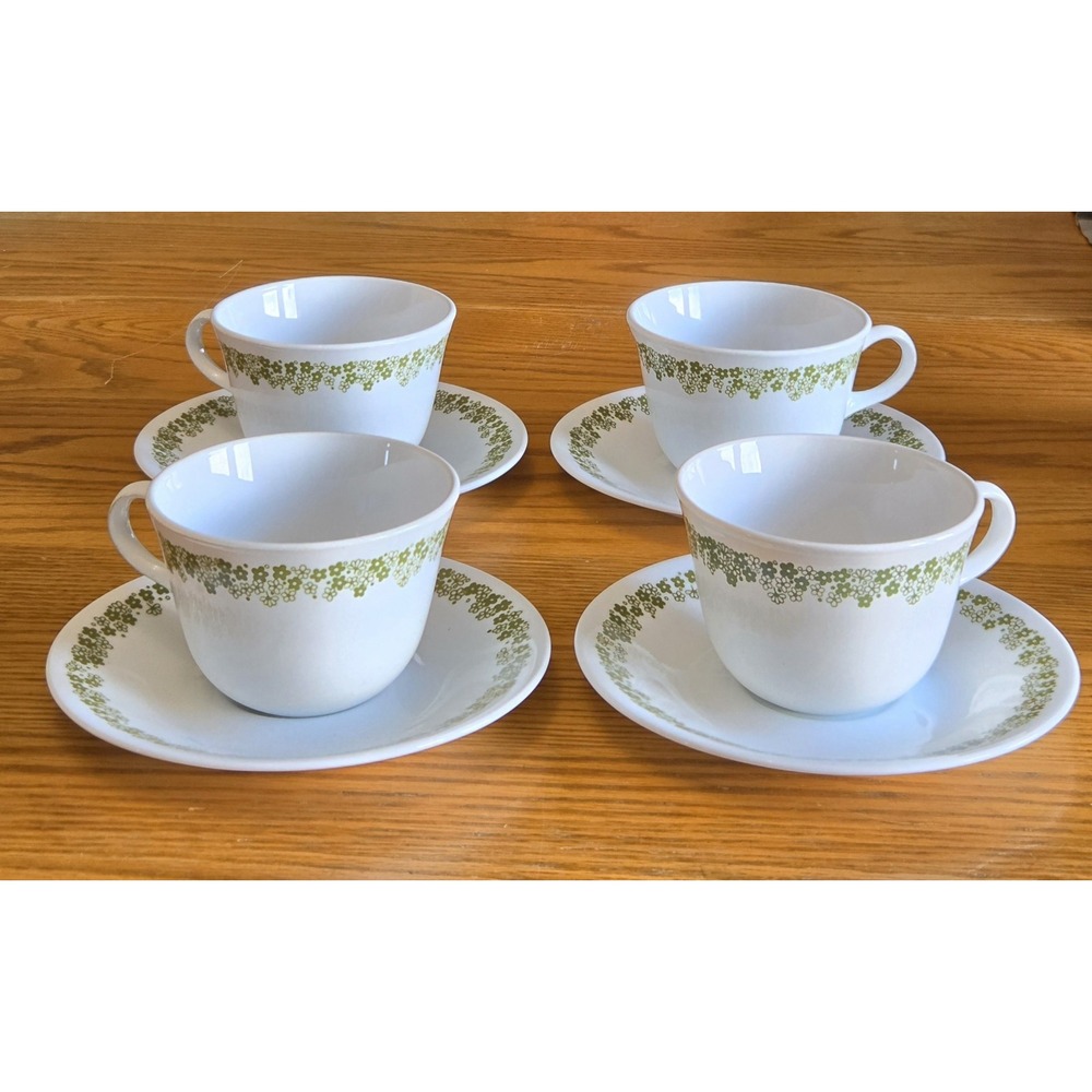 Corning Corelle Cup & Saucer Set Spring Blossom Crazy Daisy 8 Piece Vintage